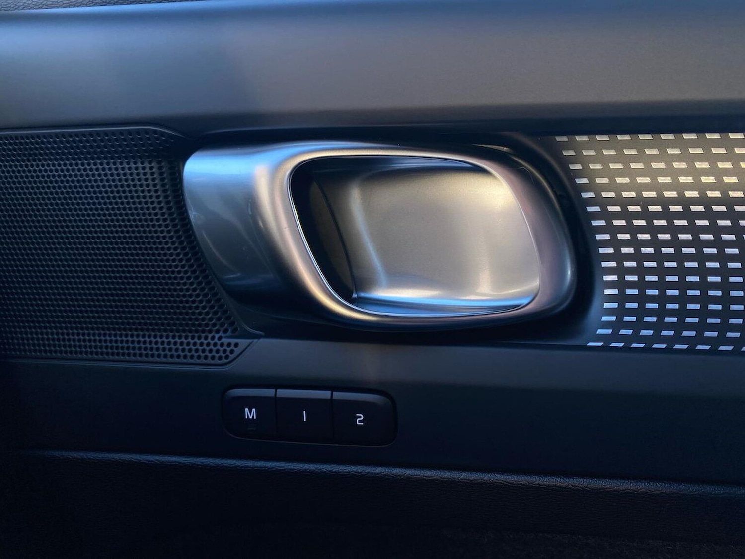 Used Volvo XC40 2025 for sale - 78135078: Photo 38