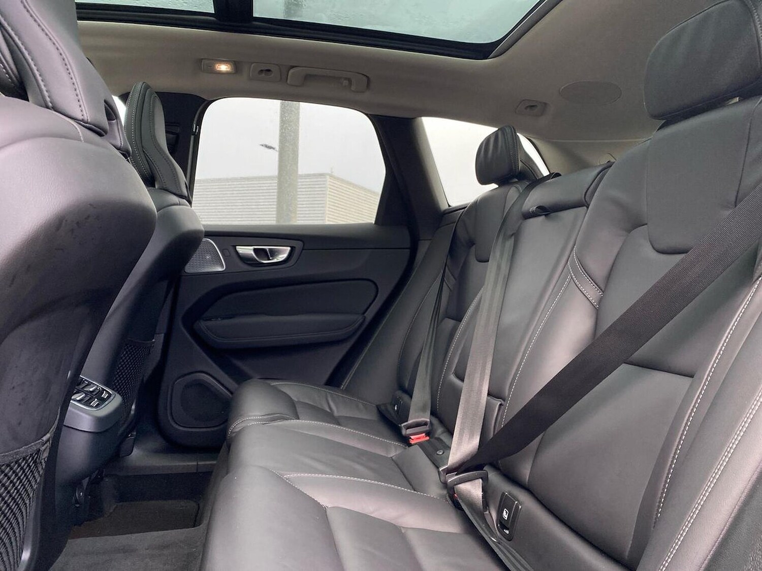 Used Volvo XC60 2025 for sale - 77676310: Photo 16