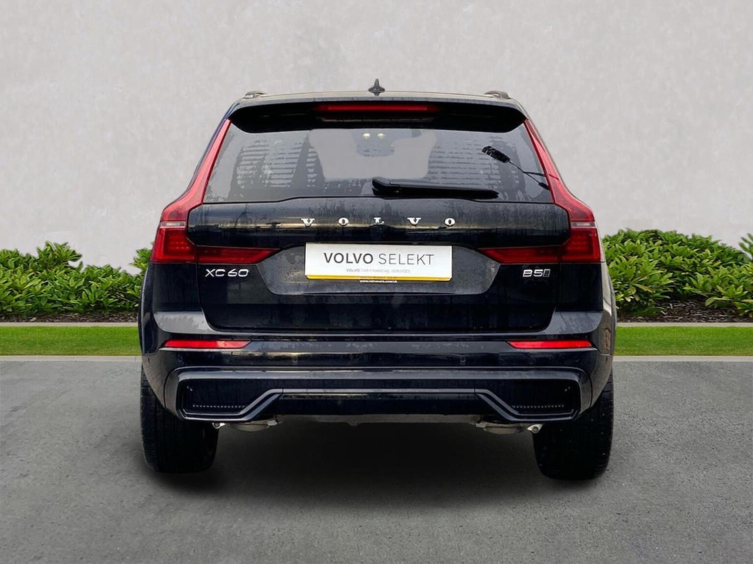 Used Volvo XC60 2025 for sale - 77676310: Photo 4