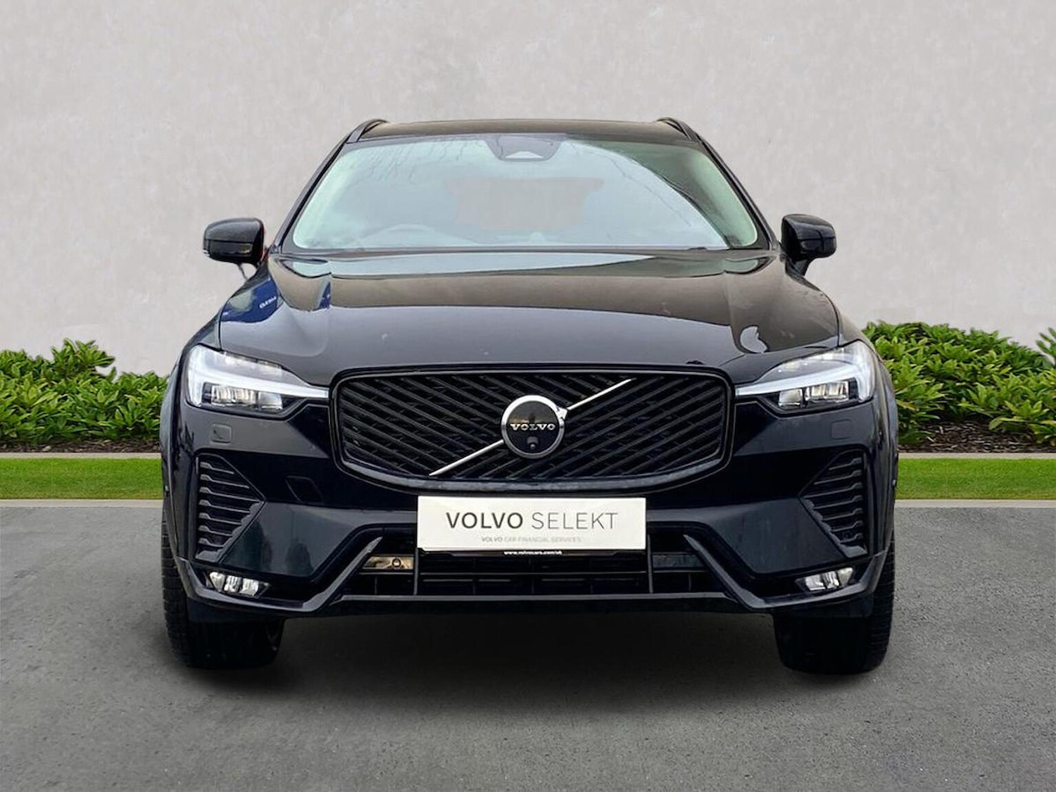 Used Volvo XC60 2025 for sale - 77676310: Photo 5