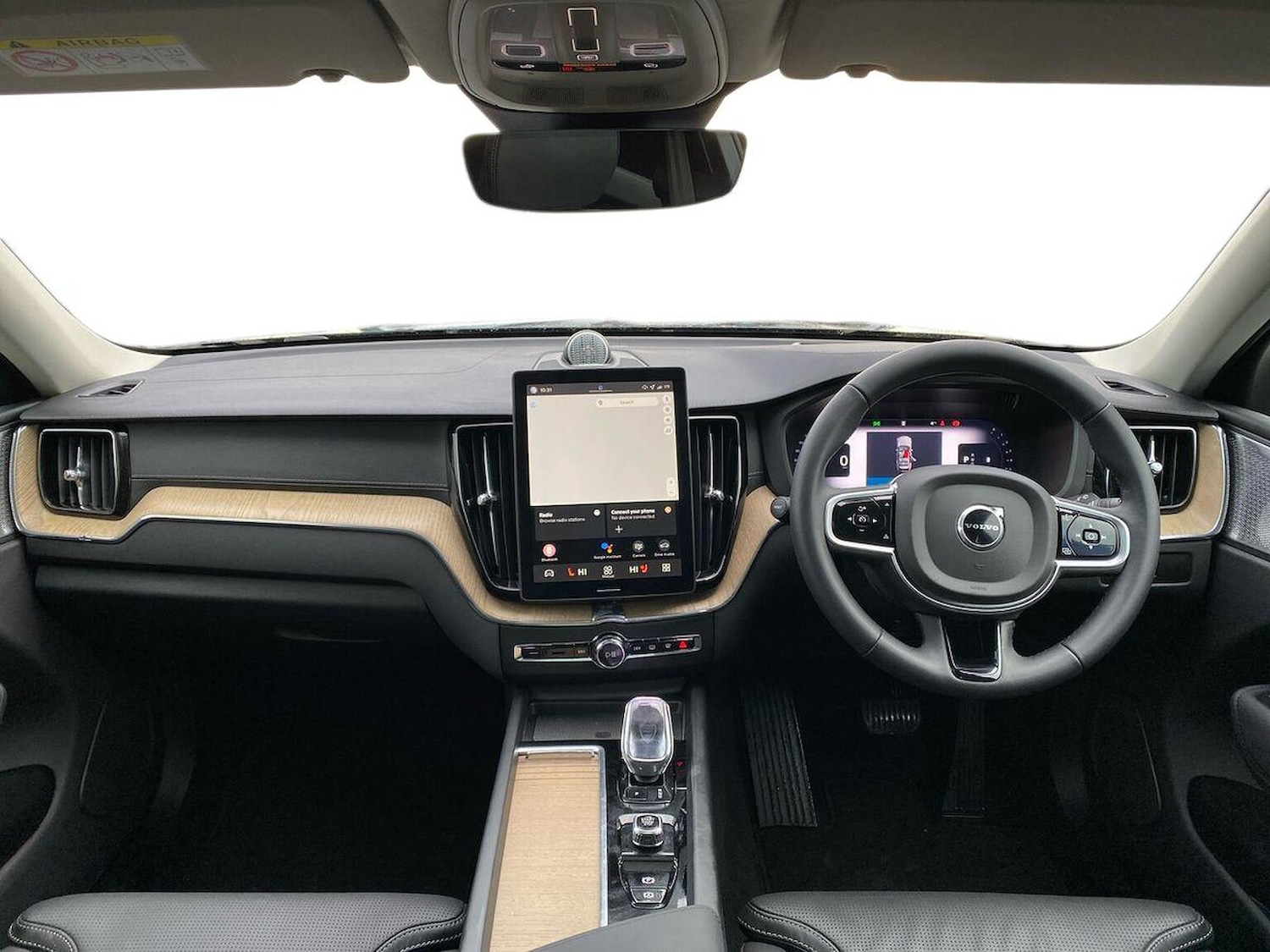 Used Volvo XC60 2025 for sale - 77676310: Photo 8