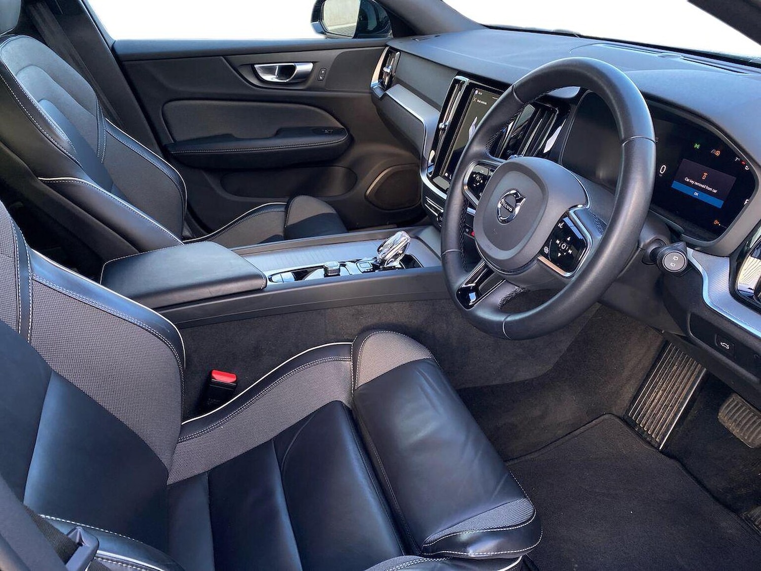 Used Volvo V60 2023 for sale - 78191146: Photo 17