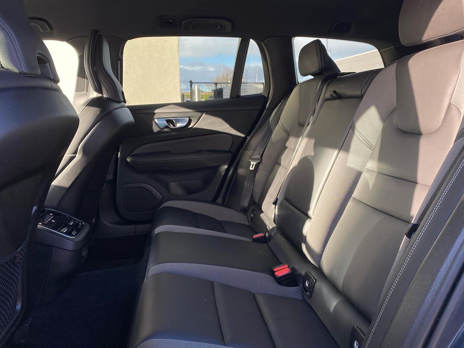 Used Volvo V60 2023 for sale - 78191146: Photo 18