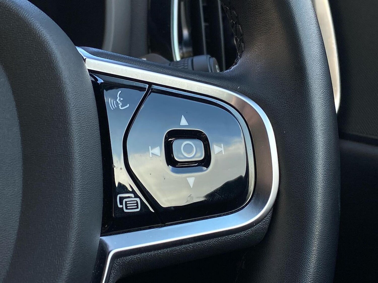 Used Volvo V60 2023 for sale - 78191146: Photo 28