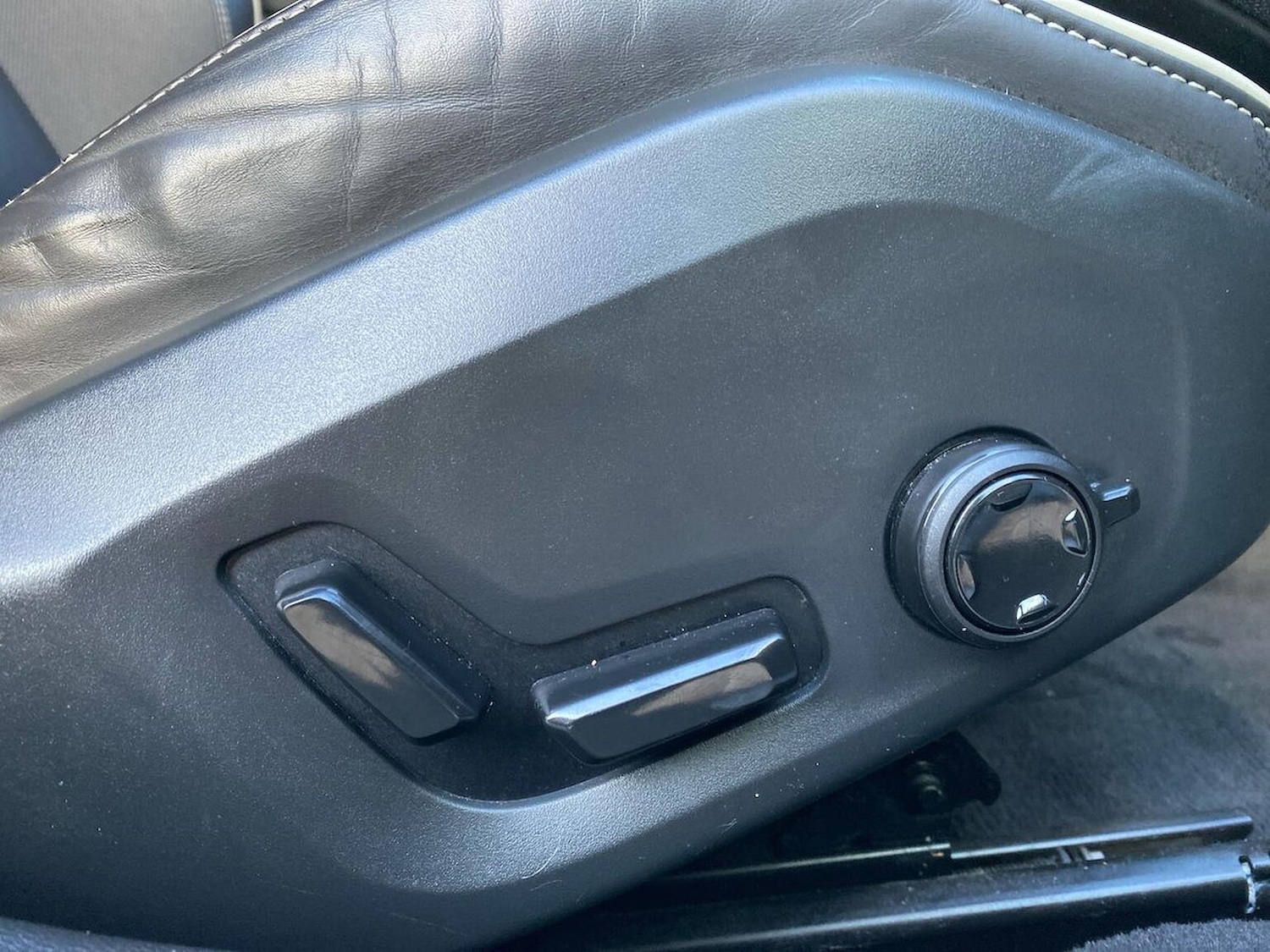 Used Volvo V60 2023 for sale - 78191146: Photo 32