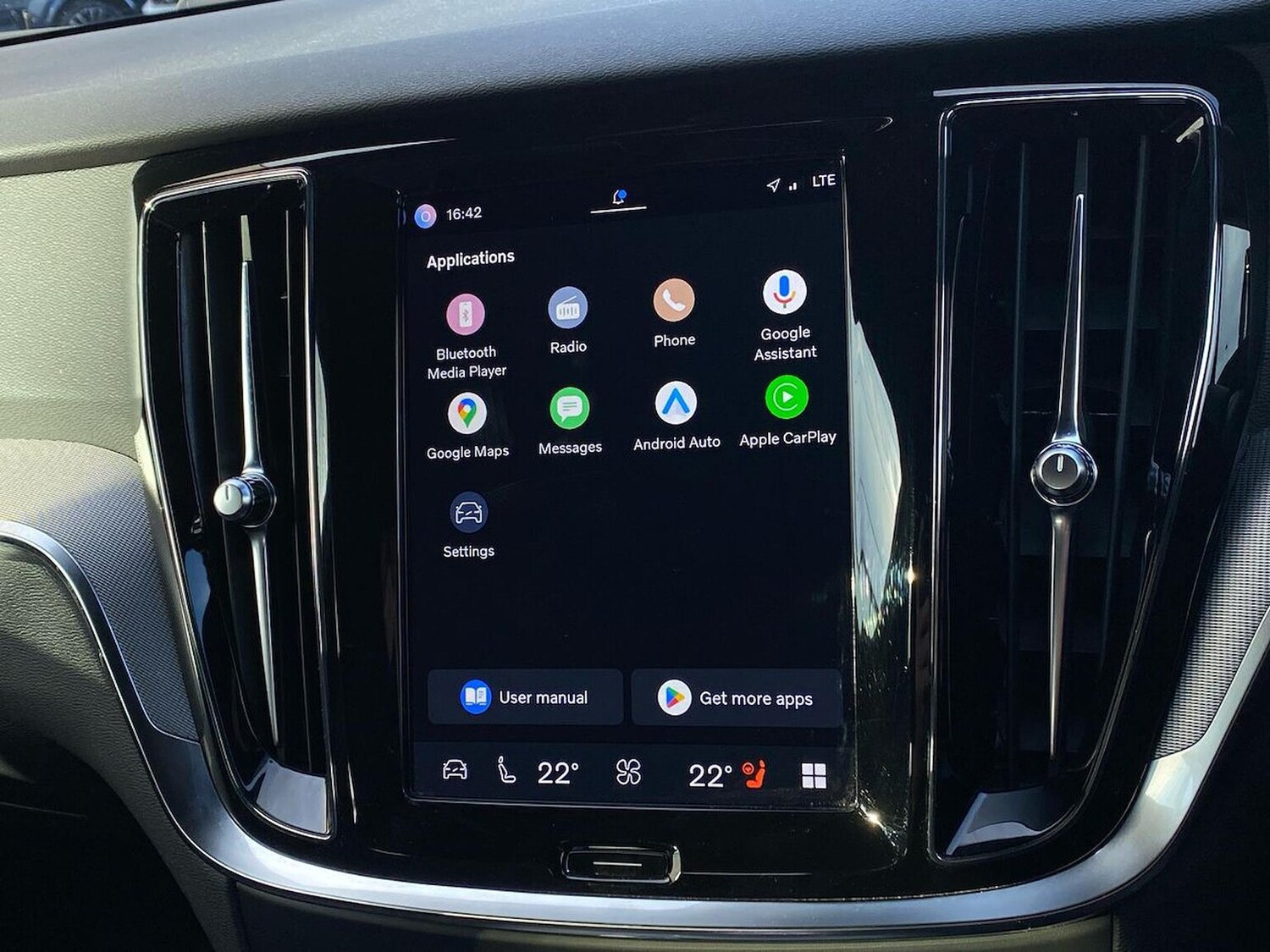 Used Volvo V60 2023 for sale - 78191146: Photo 40