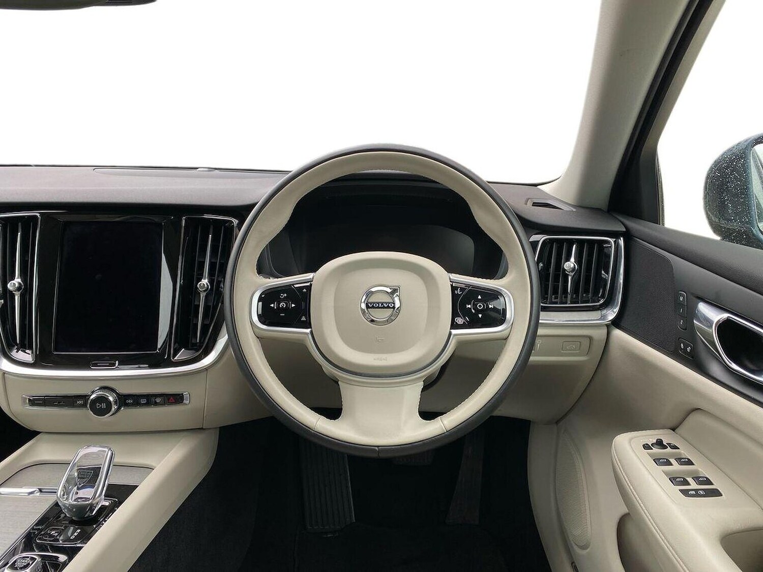 Used Volvo V60 2021 for sale - 78191131: Photo 11