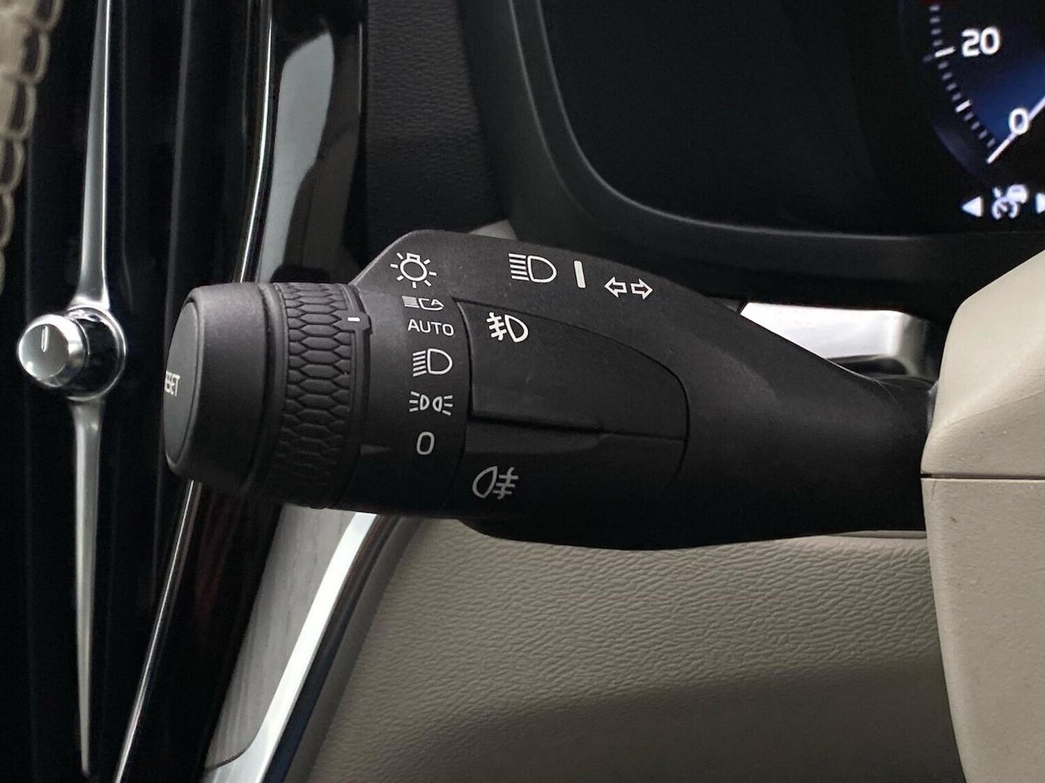 Used Volvo V60 2021 for sale - 78191131: Photo 31