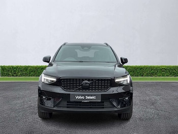 Used Volvo XC40 2025 for sale - 79296224: Photo
