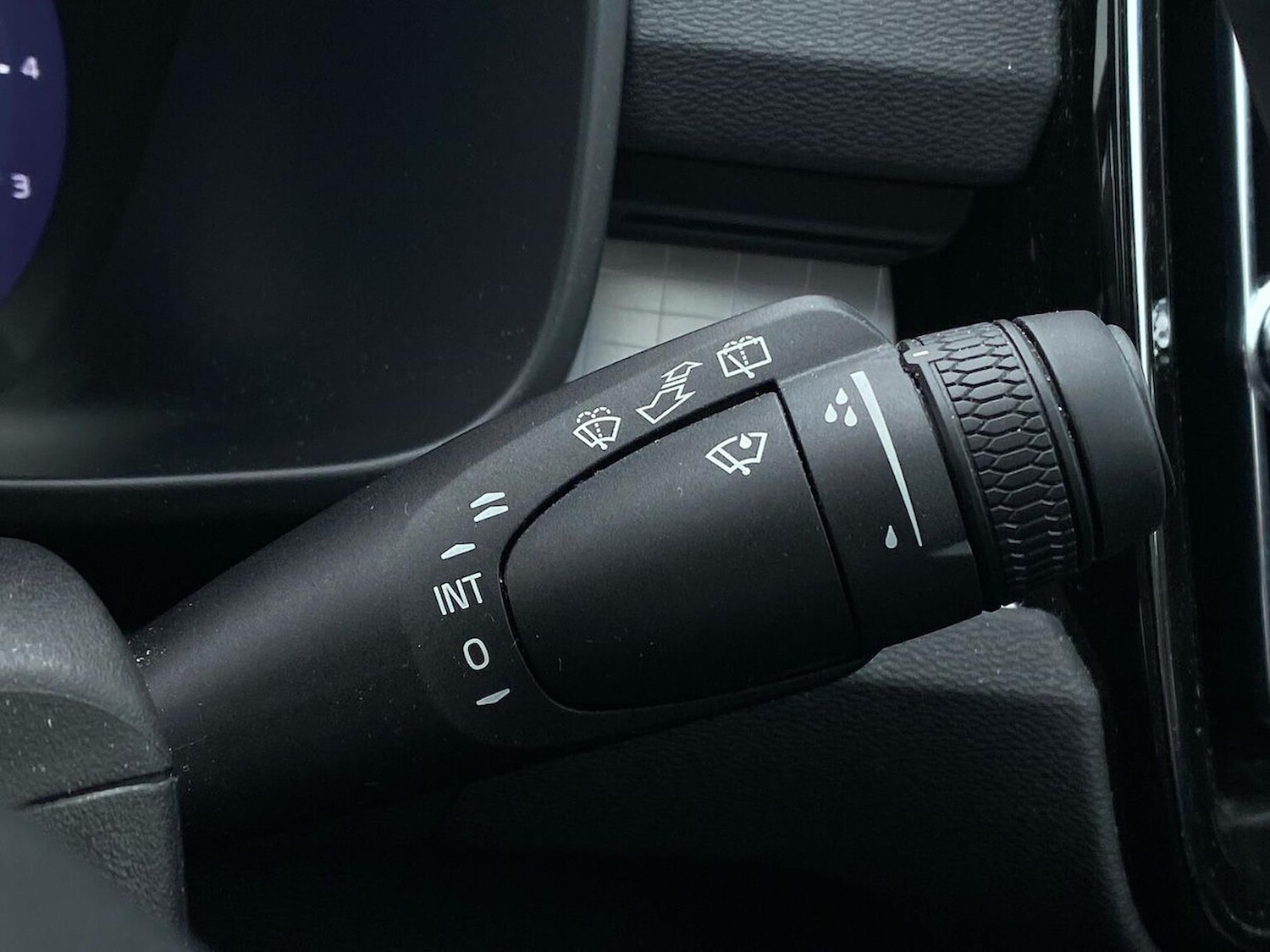 Used Volvo XC40 2022 for sale - 77033486: Photo 30