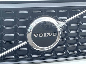 Used Volvo XC40 2026 for sale - 79296255: Photo