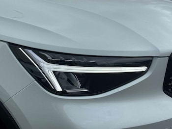 Used Volvo XC40 2026 for sale - 79296255: Photo