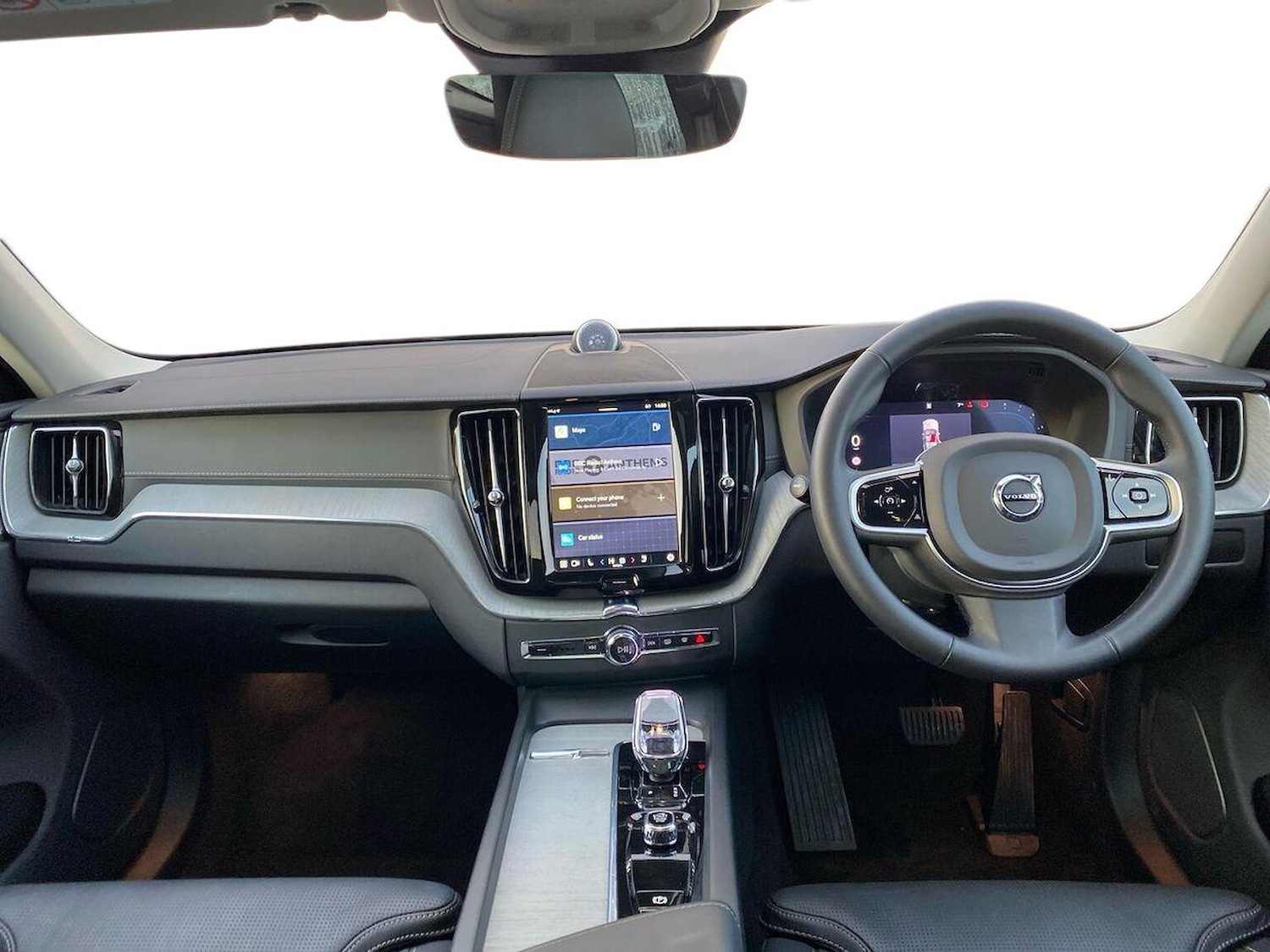 Used Volvo XC60 2025 for sale - 77065796: Photo 10