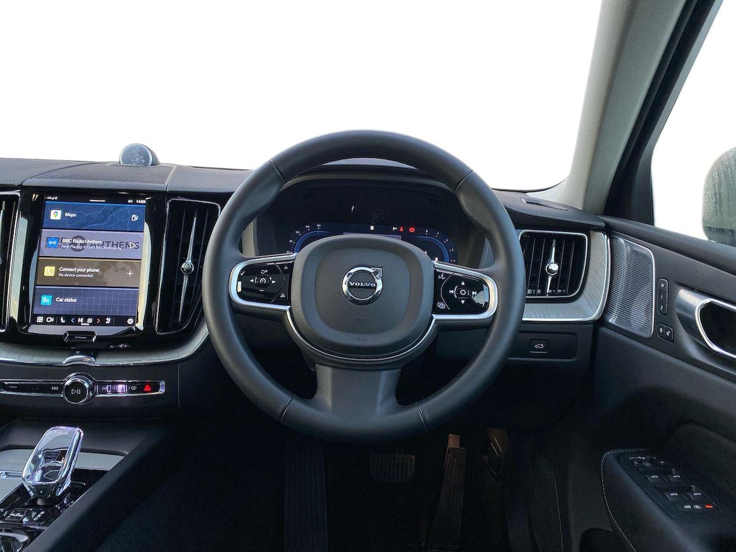 Used Volvo XC60 2025 for sale - 77065796: Photo 11