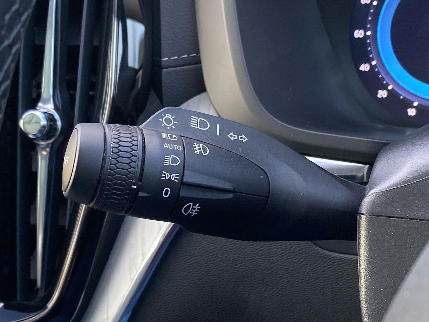 Used Volvo XC60 2025 for sale - 77065796: Photo 30