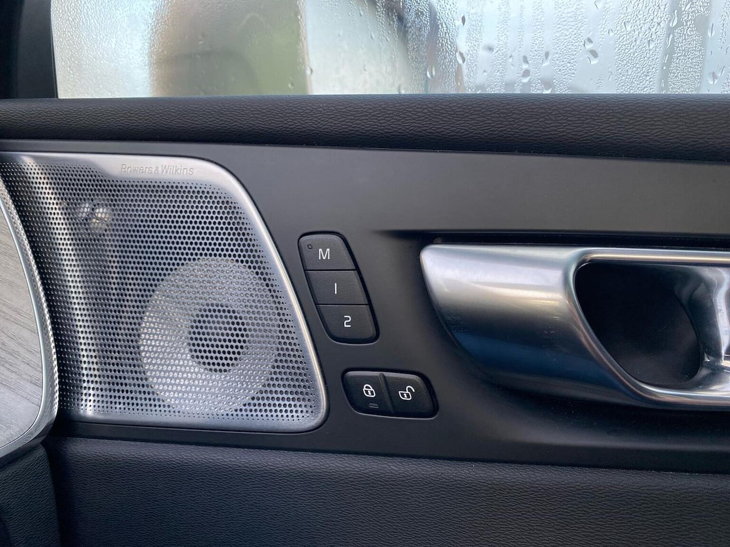 Used Volvo XC60 2025 for sale - 77065796: Photo 39