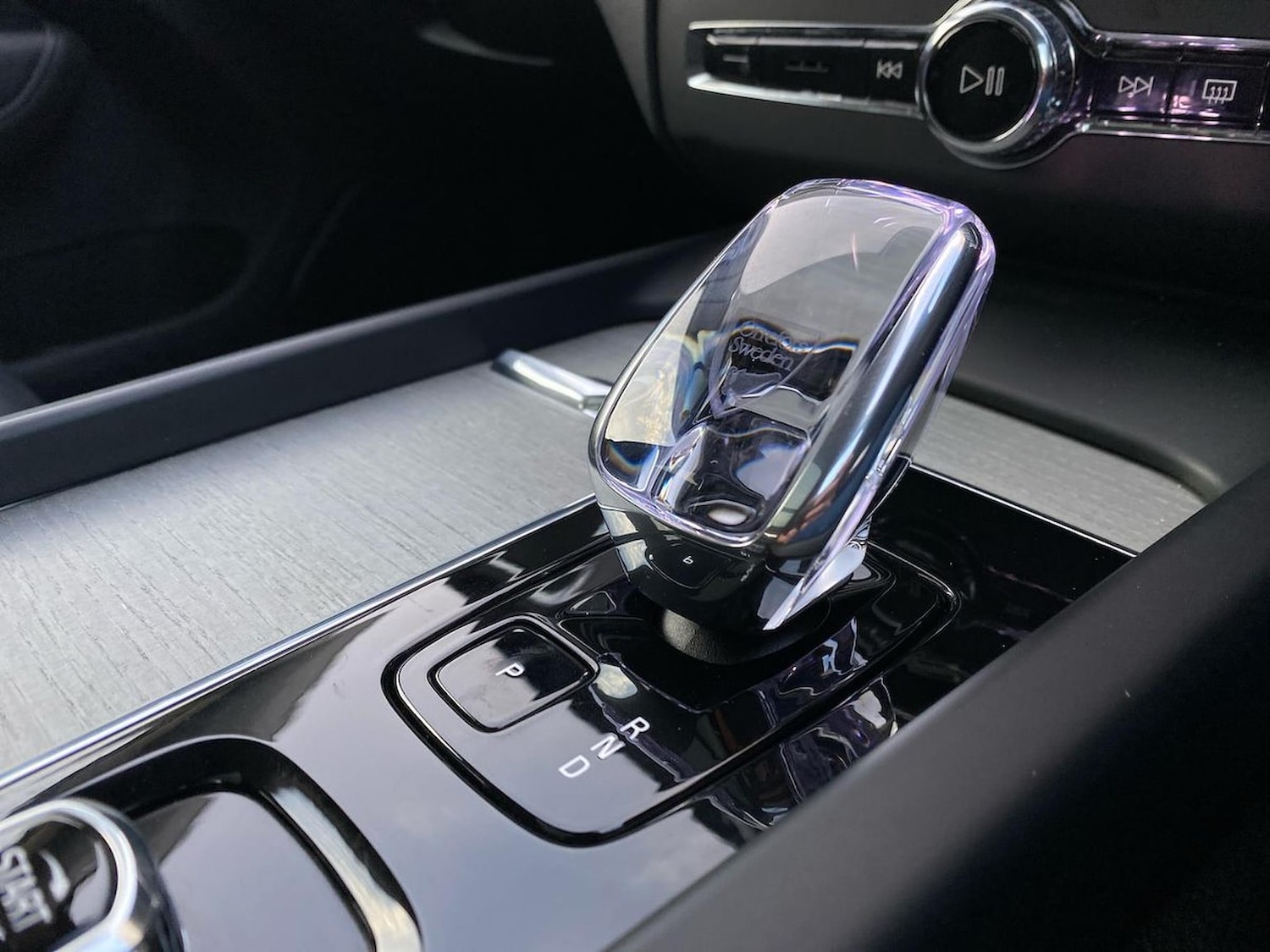 Used Volvo XC60 2025 for sale - 77065796: Photo 40