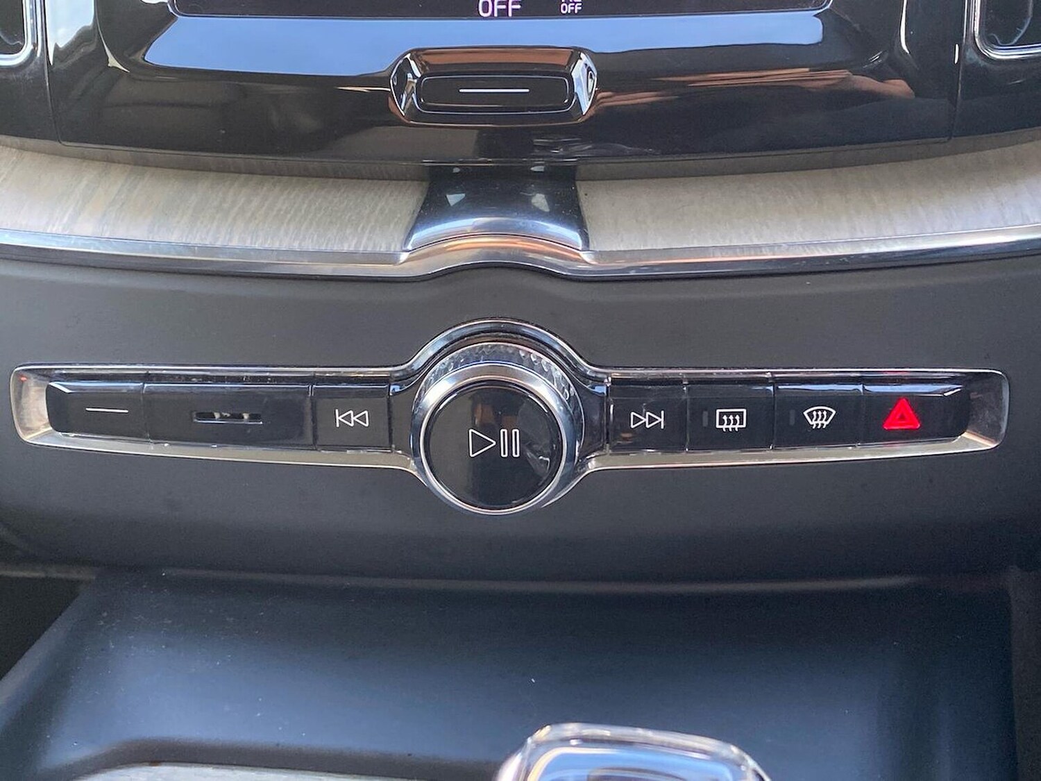 Used Volvo XC60 2021 for sale - 77973914: Photo 12