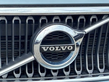 Used Volvo XC40 2019 for sale - 79483041: Photo