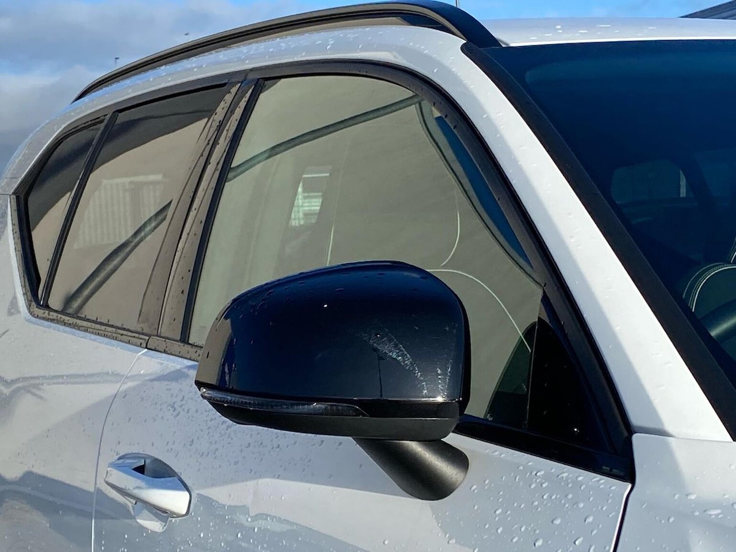 Used Volvo XC40 2025 for sale - 77489722: Photo 35