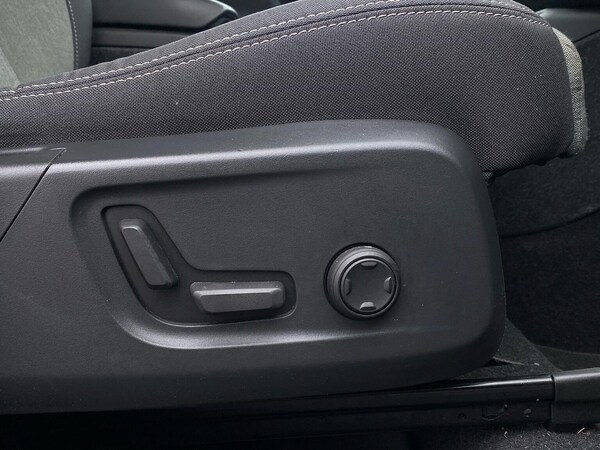 Used Volvo XC40 2022 for sale - 76264357: Photo 31