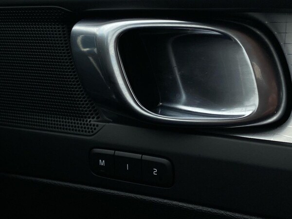 Used Volvo XC40 2022 for sale - 76264357: Photo 39