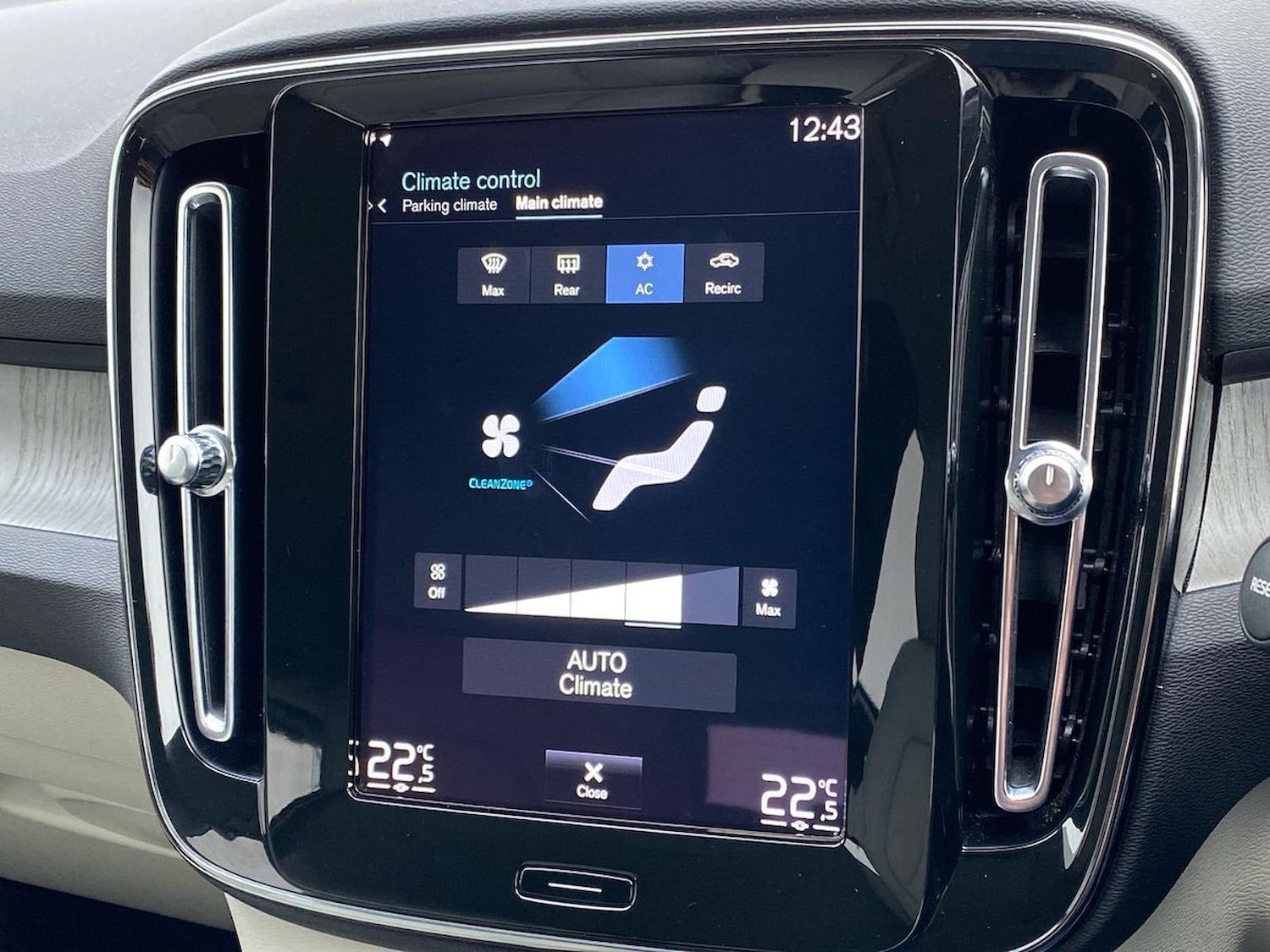 Used Volvo XC40 2021 for sale - 76720336: Photo 26