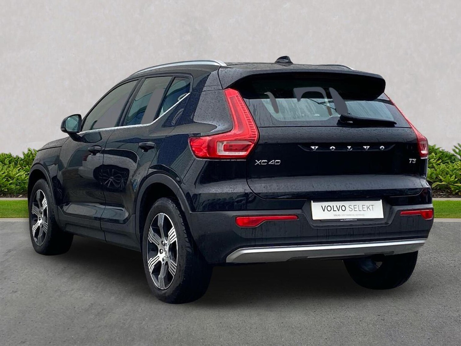 Used Volvo XC40 2021 for sale - 76720336: Photo 3