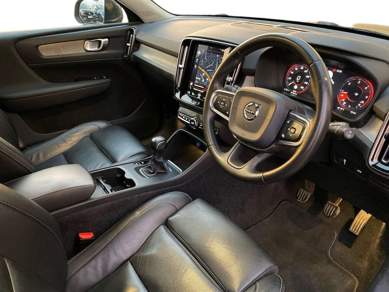 Used Volvo XC40 2019 for sale - 76471073: Photo 16