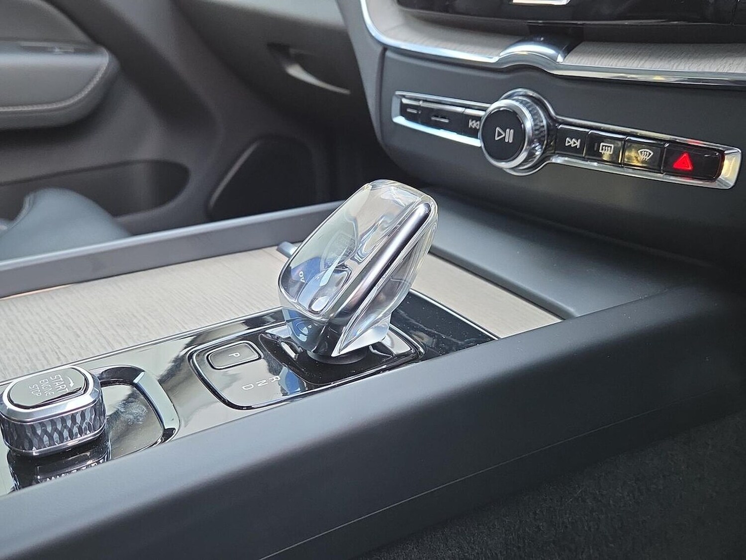 Used Volvo XC60 2021 for sale - 77489704: Photo 12