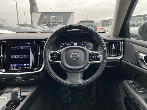 Used Volvo V60 2021 for sale - 76287249: Photo 10