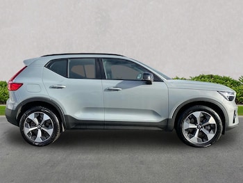 Used Volvo XC40 2024 for sale - 76403445: Photo