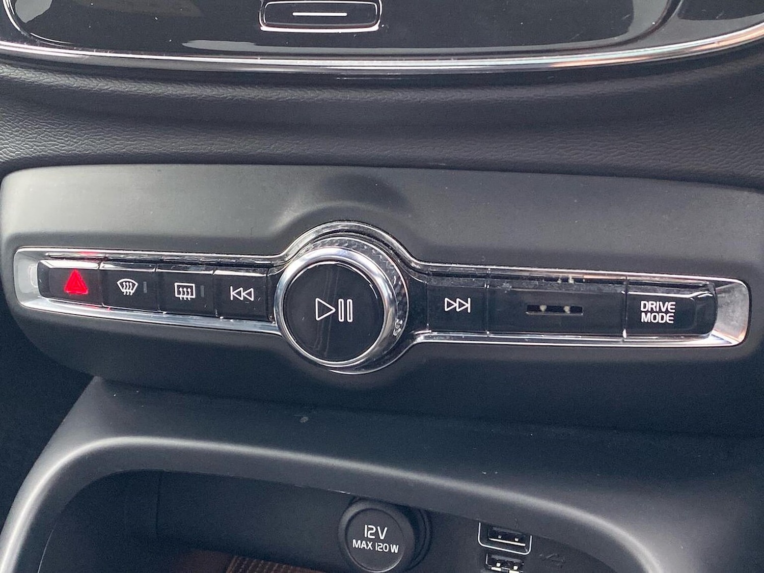 Used Volvo XC40 2019 for sale - 76171599: Photo 13
