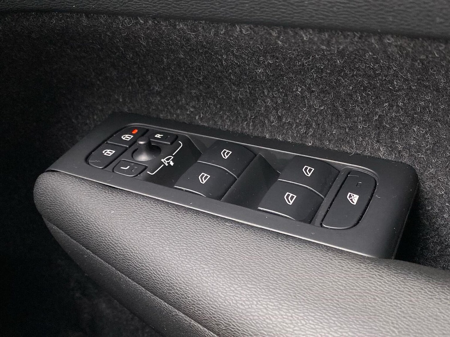 Used Volvo XC40 2019 for sale - 76171599: Photo 22