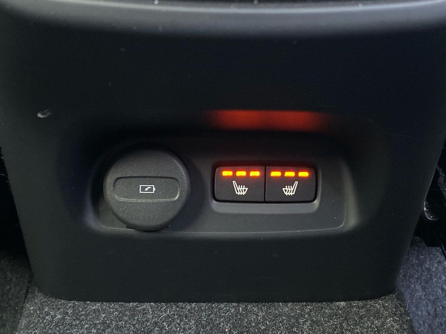 Used Volvo XC40 2020 for sale - 76422359: Photo 38