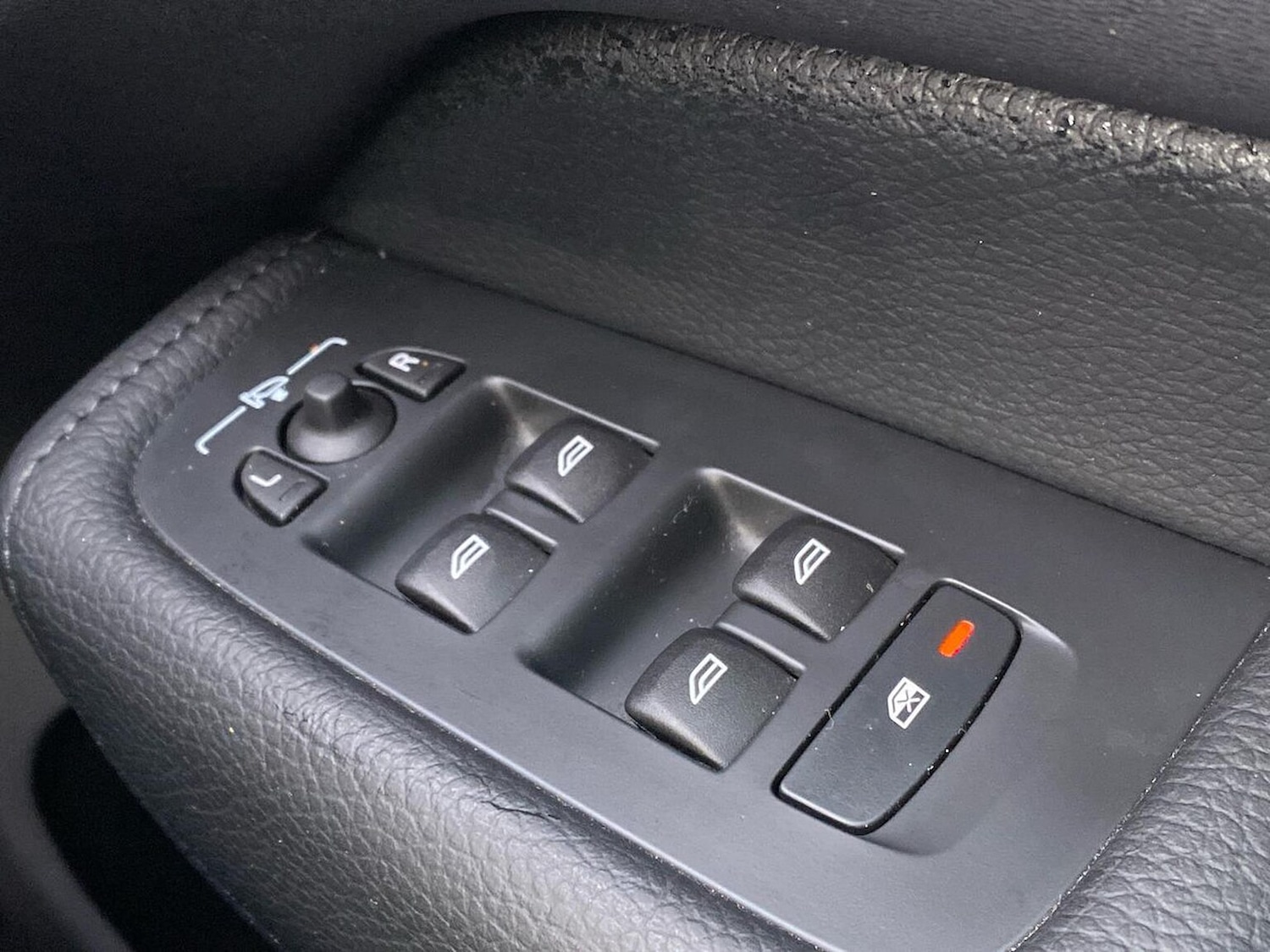 Used Volvo XC60 2021 for sale - 76946985: Photo 22