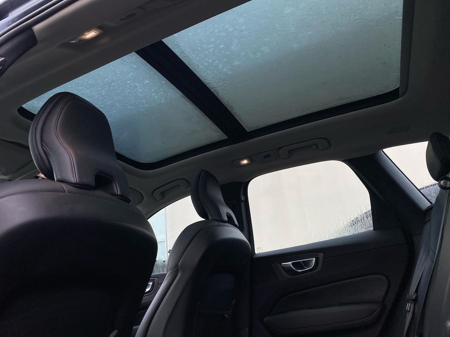 Used Volvo XC60 2021 for sale - 76946985: Photo 33