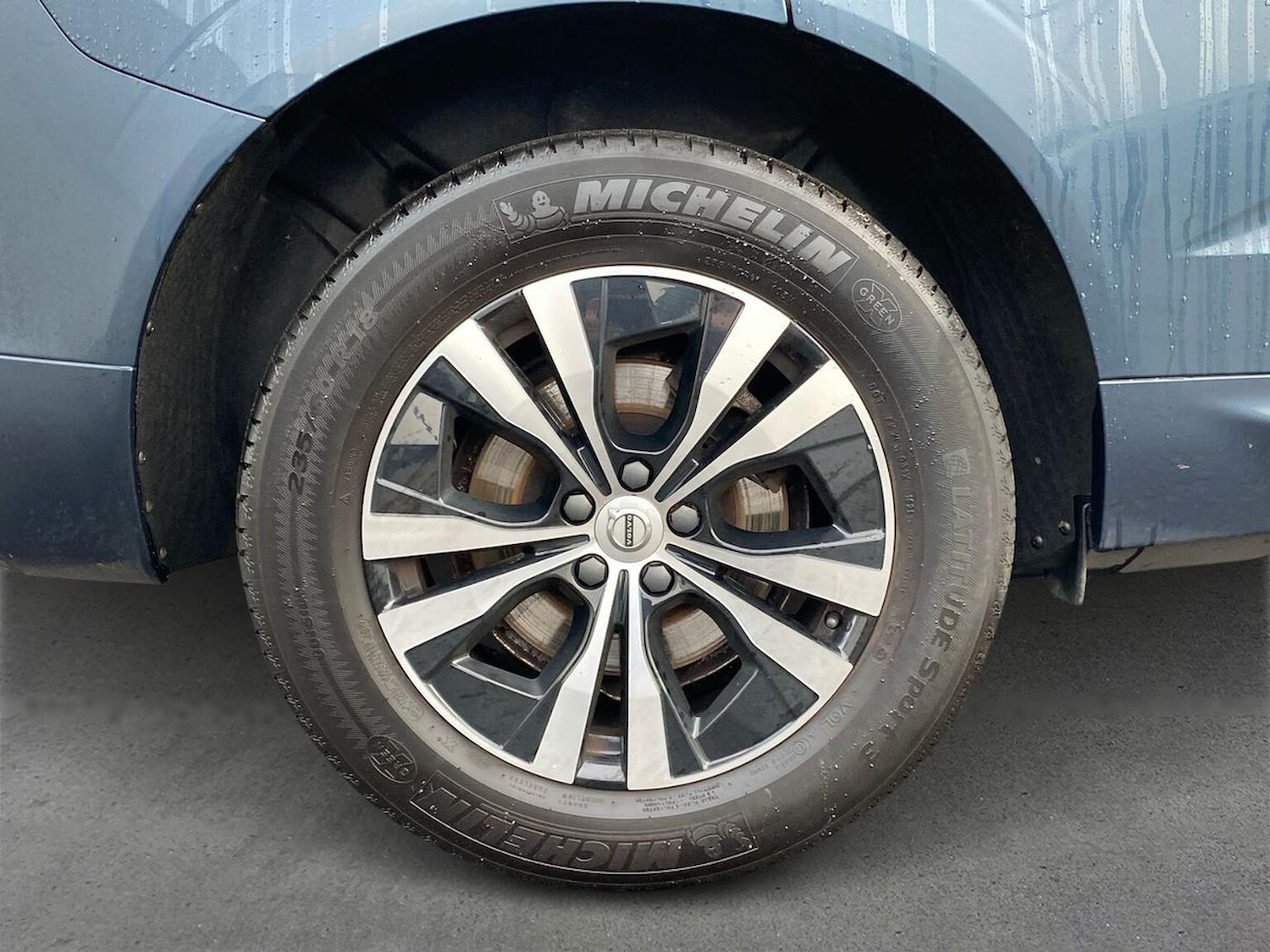 Used Volvo XC60 2021 for sale - 76946985: Photo 7