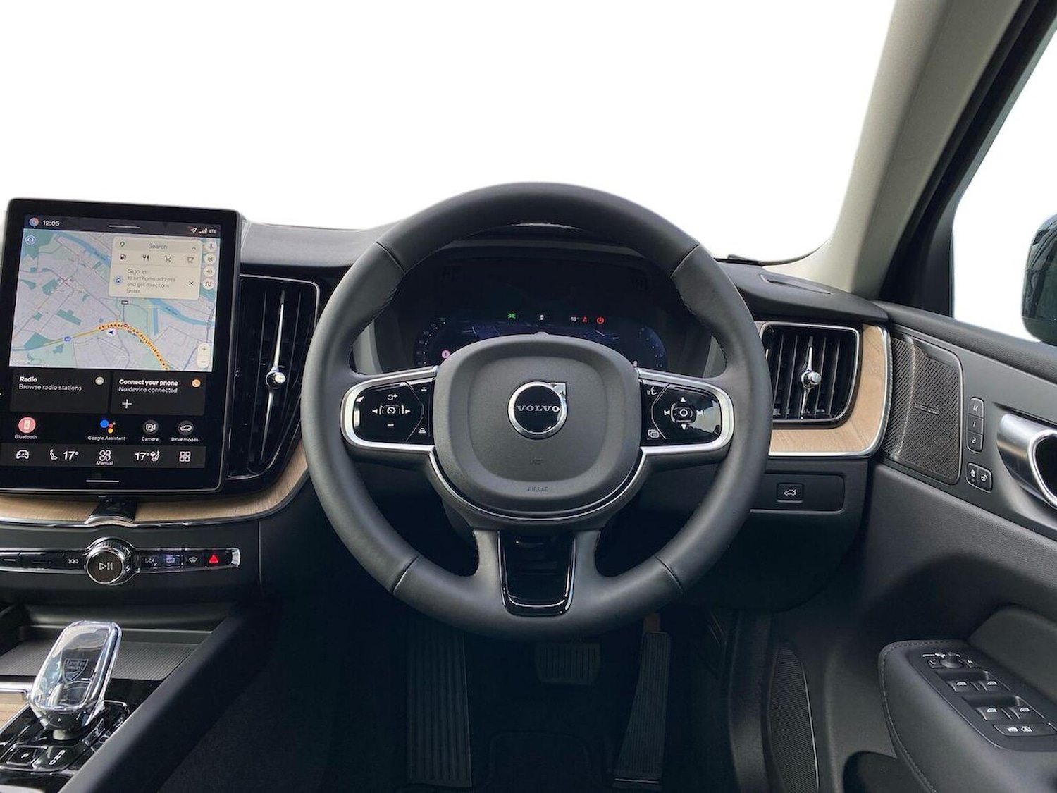 Used Volvo XC60 2025 for sale - 78191207: Photo 11