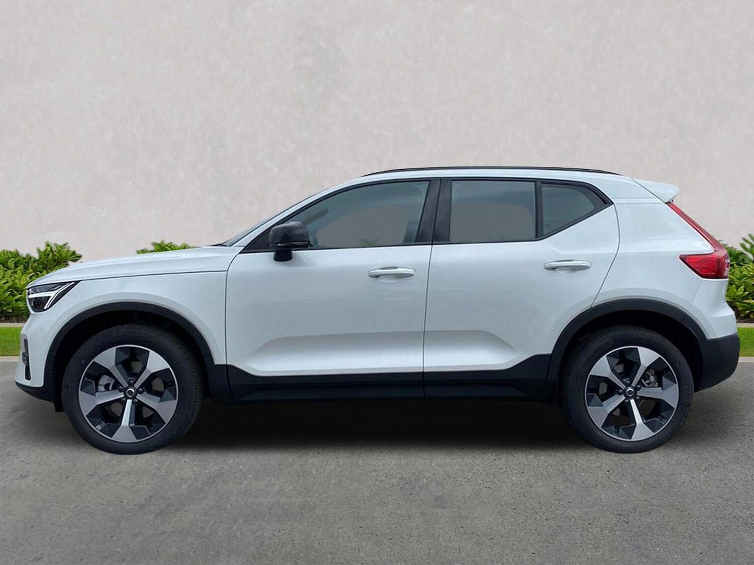 Used Volvo XC40 2025 for sale - 76114360: Photo 20