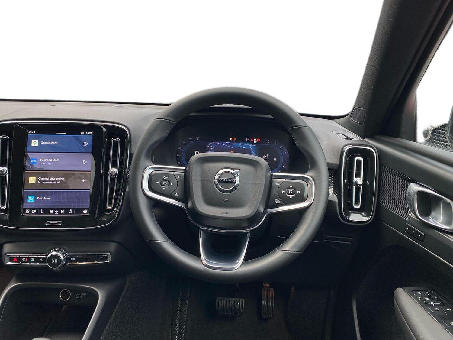 Used Volvo XC40 2025 for sale - 78191067: Photo 11