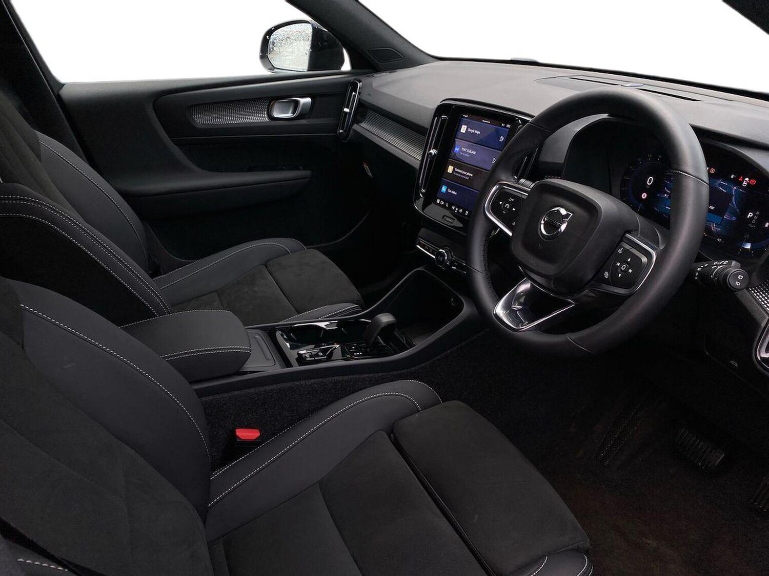 Used Volvo XC40 2025 for sale - 78191067: Photo 17