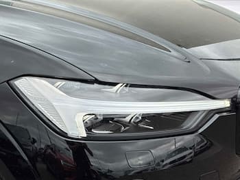 Used Volvo XC60 2026 for sale - 79859287: Photo