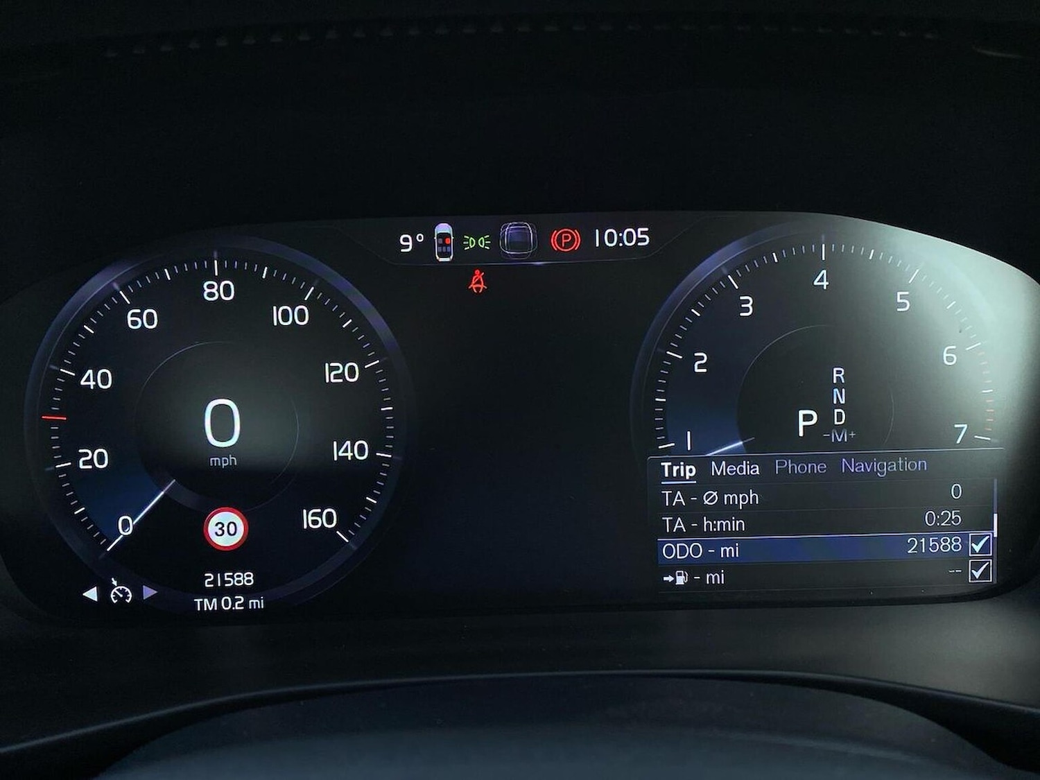 Used Volvo XC40 2021 for sale - 76363352: Photo 11
