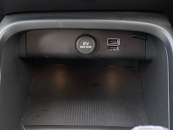 Used Volvo XC40 2021 for sale - 76363352: Photo