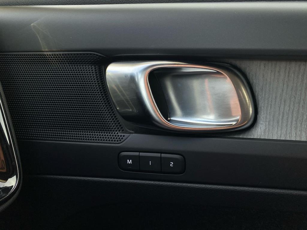 Used Volvo XC40 2021 for sale - 76363352: Photo 39