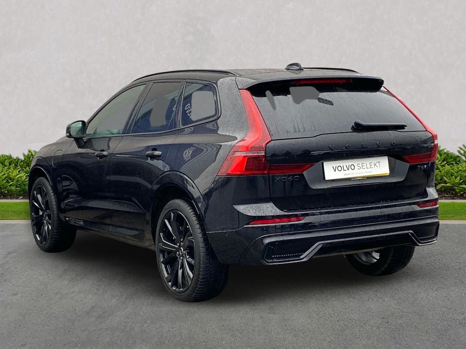 Used Volvo XC60 2025 for sale - 78144532: Photo 2