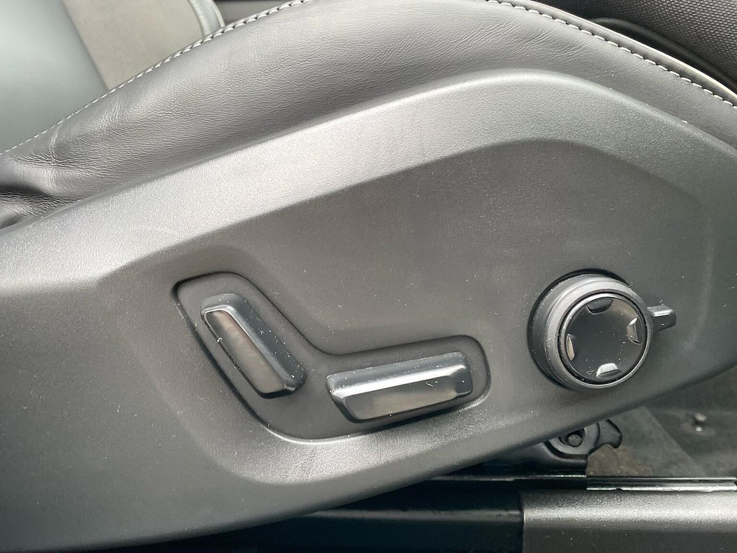 Used Volvo XC60 2025 for sale - 78144532: Photo 31