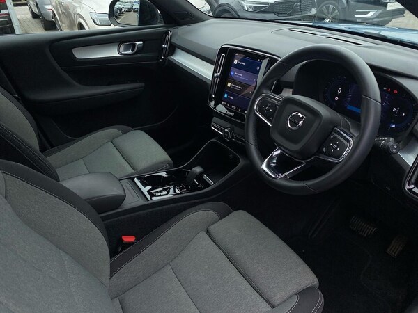 Used Volvo XC40 2022 for sale - 76281231: Photo 15
