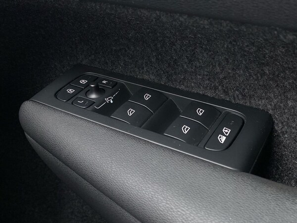 Used Volvo XC40 2022 for sale - 76281231: Photo 21
